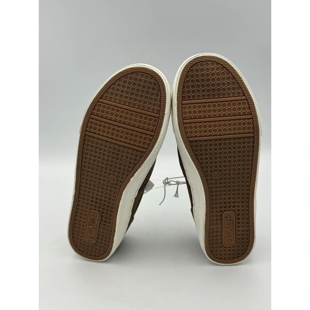 The Children's Place Youth Slip-On Sneakers Tan Brown Casual Shoes Size 6